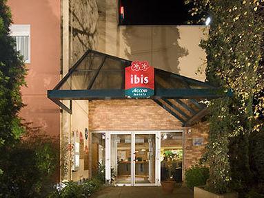 Ibis Grenoble 3*